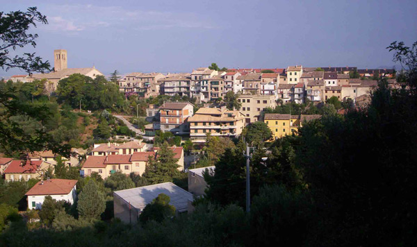 Castelnuovo veduta1