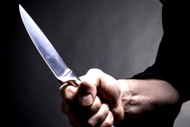 coltello da cucina omicidio 666x445