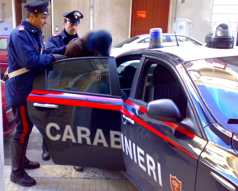 arresti carabinieri numana