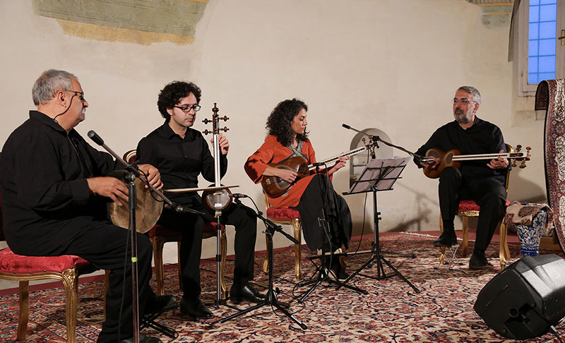 Mugellini concerto musica persiana con strumenti antichi 