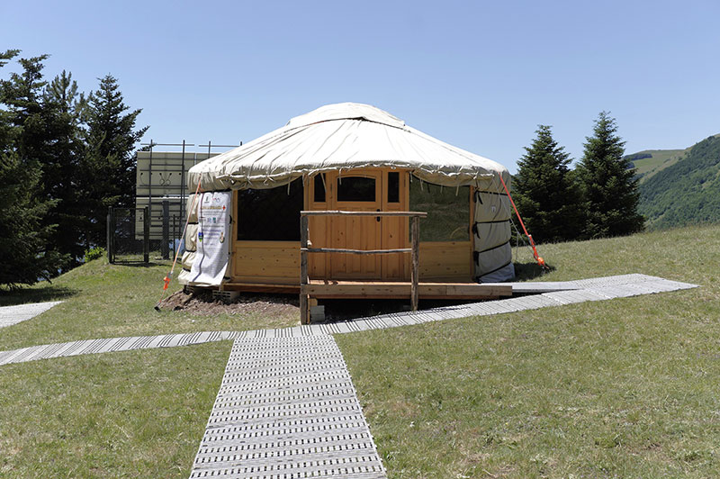 inaugurazione yurta credi foto di Ugo Marinelli
